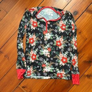 NWOT little Sleepies women’s poinsettia top